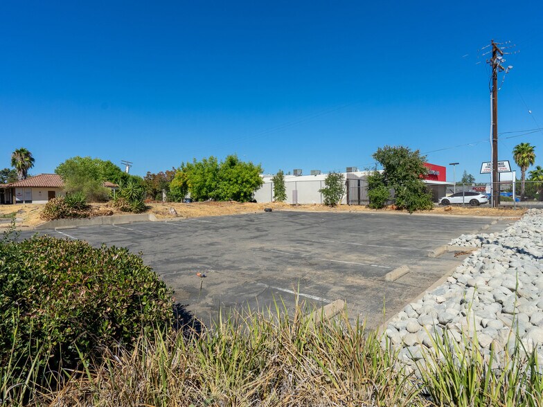 More Photos Of 5725 Marconi Ave, Carmichael Land For Sale
