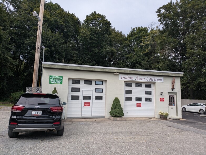 More Photos Of 13 Edgemont Rd, Katonah Auto Salvage Facility For Lease