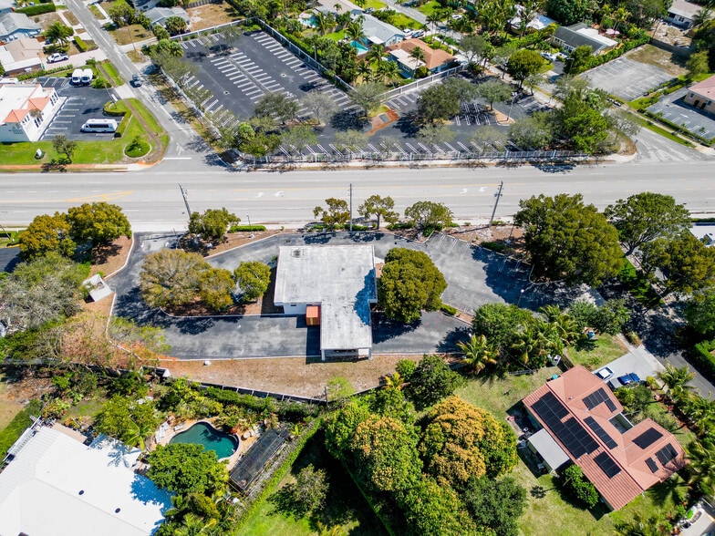 More Photos Of 2419 S Seacrest Blvd, Boynton Beach Medical For Sale