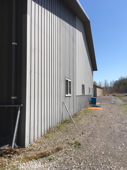 More Photos Of 6263 Taft Rd, Syracuse Warehouse For Lease