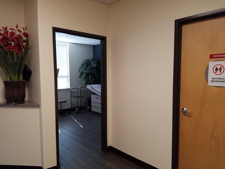 More Photos Of 300 Sierra College Dr, Grass Valley Medical For Sale