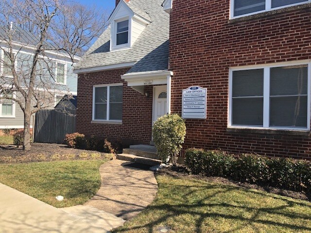 More Photos Of 9329 Battle St, Manassas Office For Sale