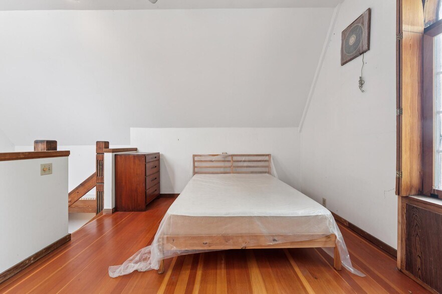 More Photos Of 1254 E 12th St, Oakland Apartments For Sale