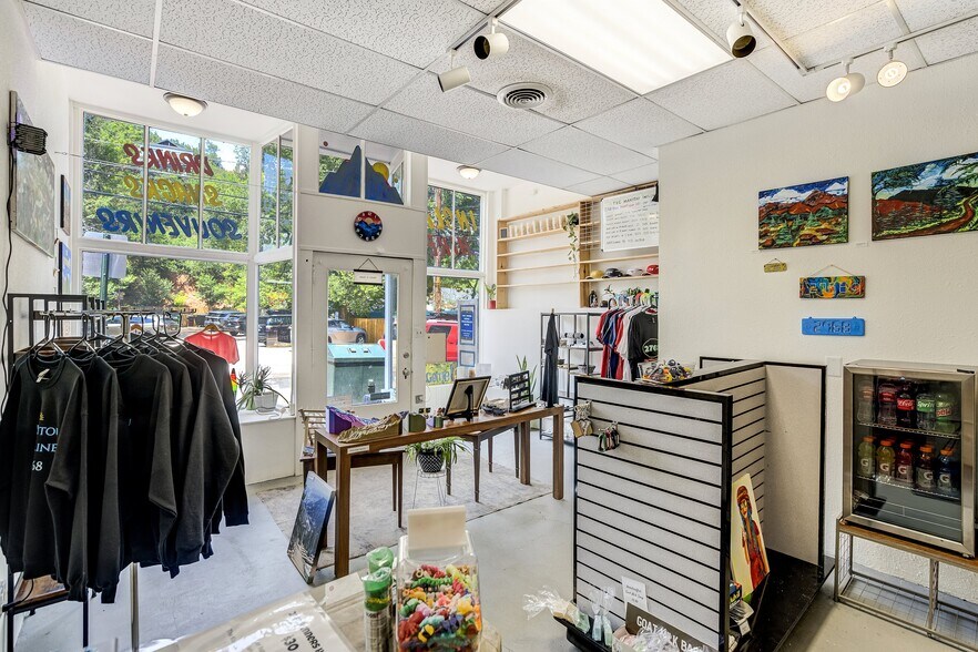 More Photos Of 121 Ruxton Ave, Manitou Springs Storefront Retail Residential For Sale