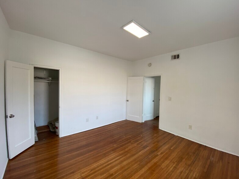 More Photos Of 901 Pennsylvania Ave, Miami Beach Apartments For Sale