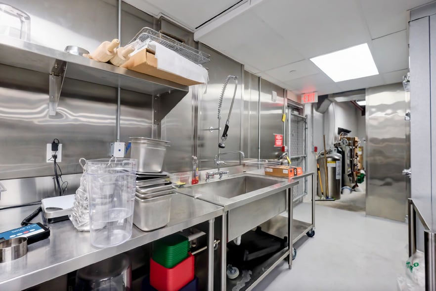 More Photos Of 1100 S Miami Ave, Miami Apartments For Lease