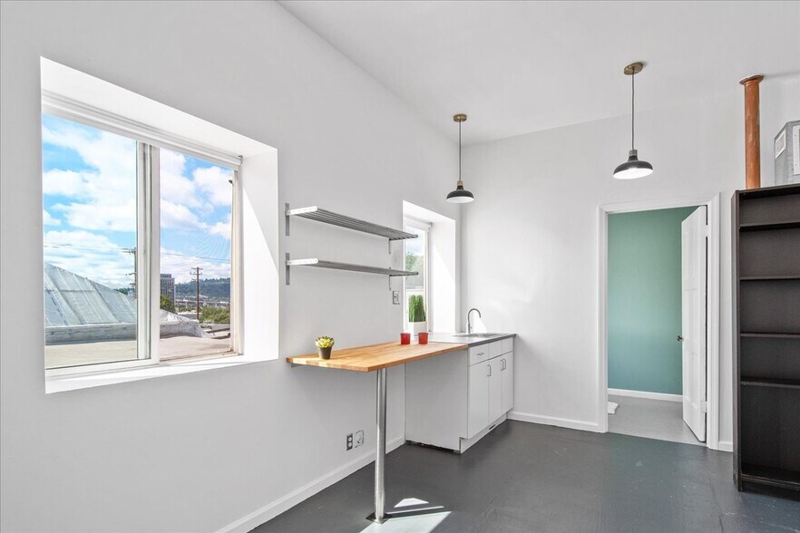 More Photos Of 215 SE 9th Ave, Portland Office Residential For Lease