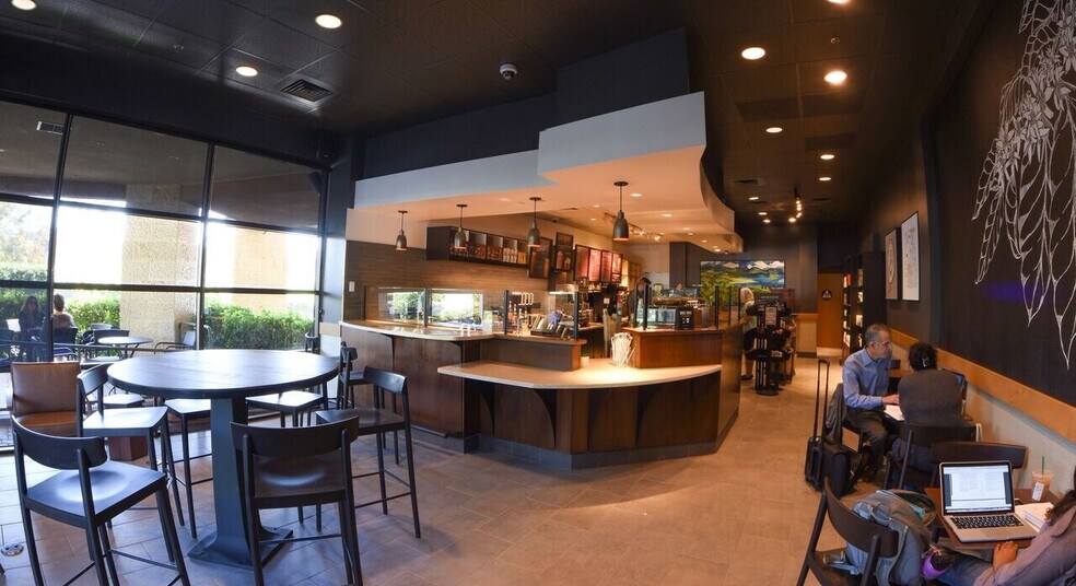 More Photos Of 26342 Oso Pky, Mission Viejo Storefront Retail Office For Lease