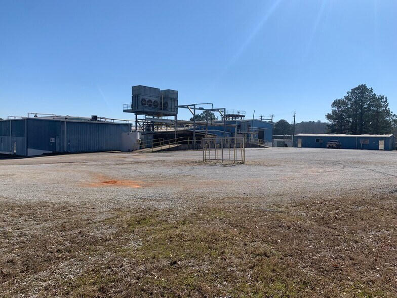 More Photos Of 1208 Wynn St, Greensboro Manufacturing For Sale