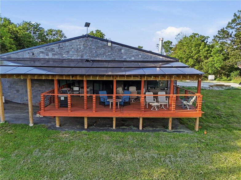 More Photos Of 394 Madison 1555, Eureka Springs Specialty For Sale