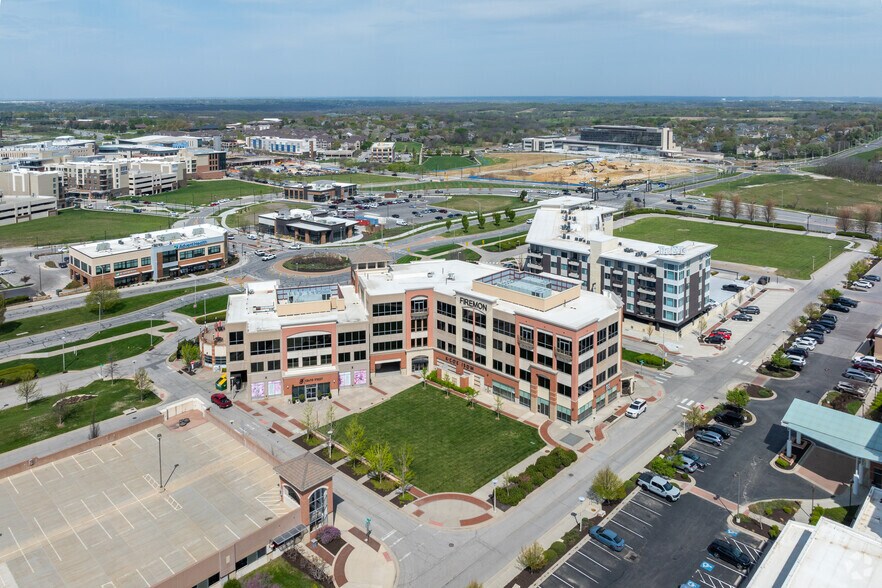 More Photos Of 8810-8815 Renner Blvd, Lenexa Office For Lease