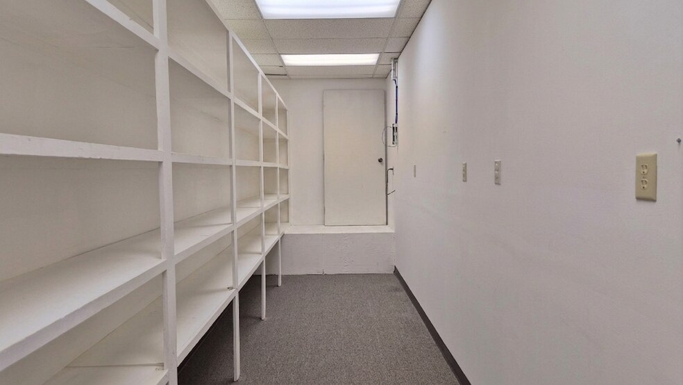 More Photos Of 31-33 Murray Guard Dr, Jackson Office For Lease