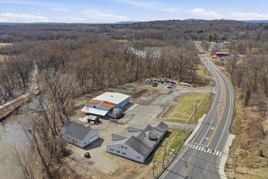 More Photos Of 14 Easthampton Rd, Northampton Warehouse For Lease