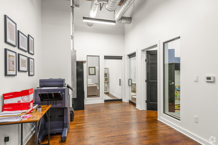 More Photos Of 610 Elm St, McKinney Loft Creative Space For Lease