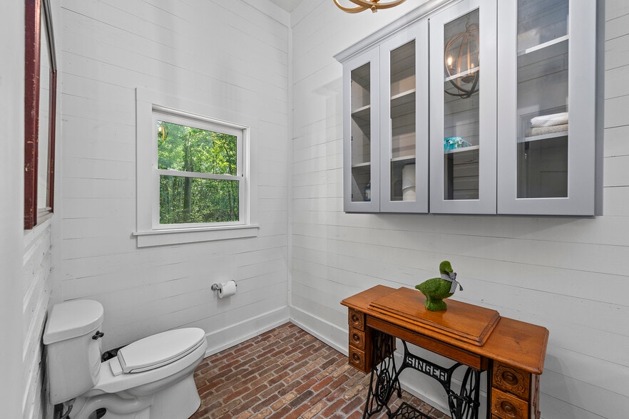 More Photos Of 8561 Bells Ferry Rd, Canton Specialty For Sale