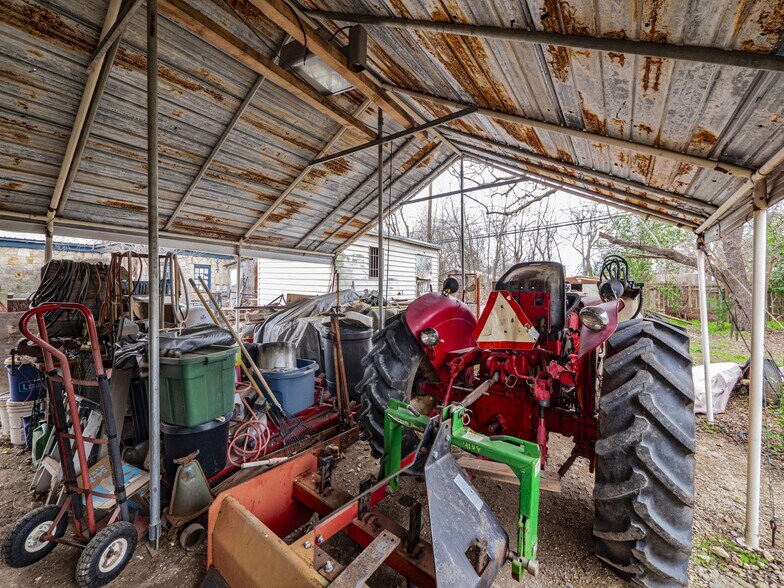 More Photos Of 201 S Highway 183, Leander Flex For Sale