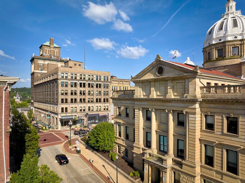 More Photos Of 6 S Main St, Washington Office For Lease