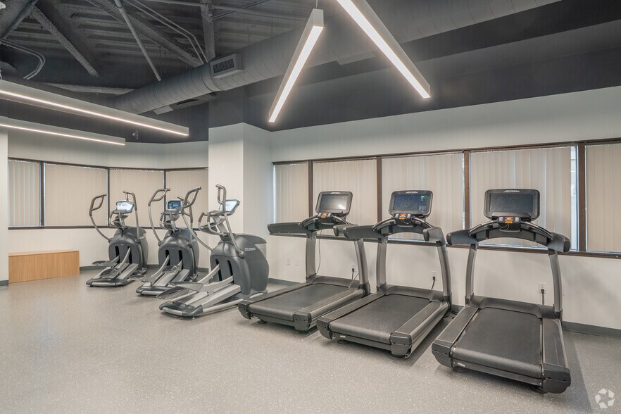 More Photos Of 3100 Smoketree Ct, Raleigh Office For Lease
