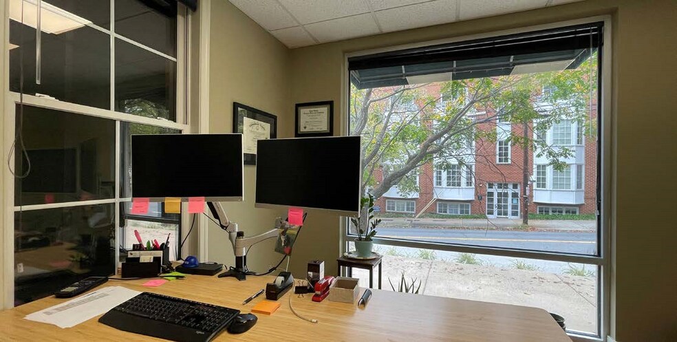 More Photos Of 1001 E Market St, Charlottesville Office Residential For Sale