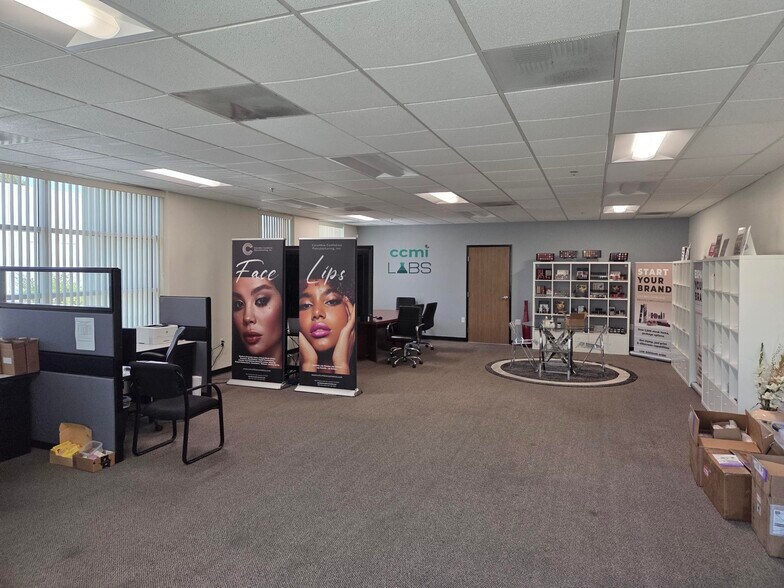 More Photos Of 19845-19849 Nordhoff St, Northridge Manufacturing For Sale