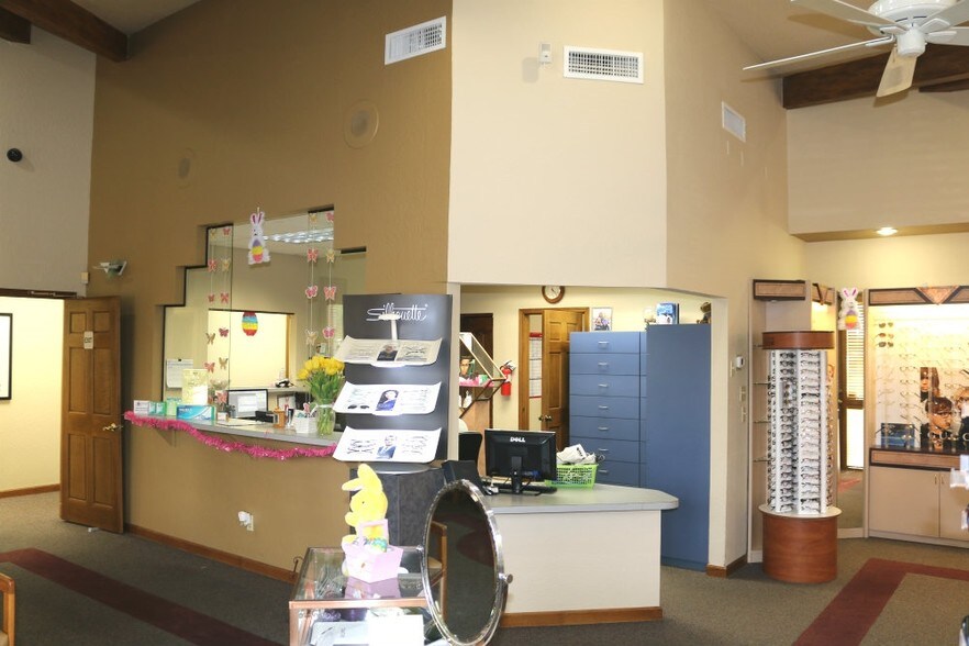 More Photos Of 10505 N 69th St, Scottsdale Office For Lease