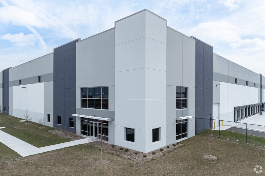 More Photos Of 9301 W 55th St, McCook Unknown For Lease