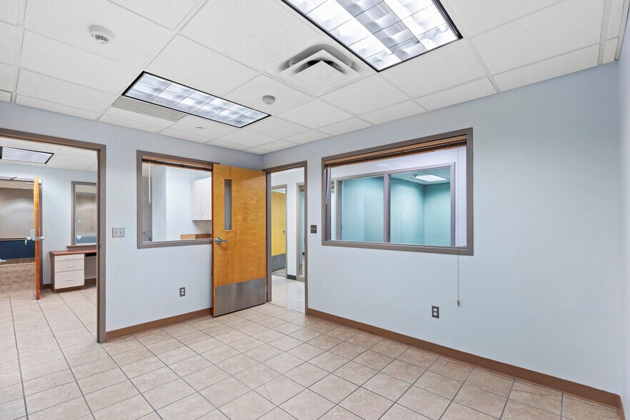 More Photos Of 1123 N Main Ave, San Antonio Medical For Sale