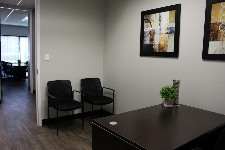 More Photos Of 250 International Pky, Lake Mary Office For Lease