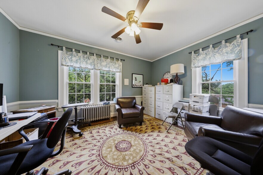 More Photos Of 18697 Forest Rd, Lynchburg Office For Sale