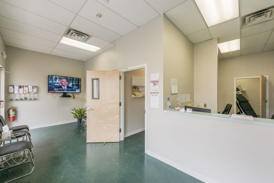 More Photos Of 12 Snowhill St, Spotswood Freestanding For Lease