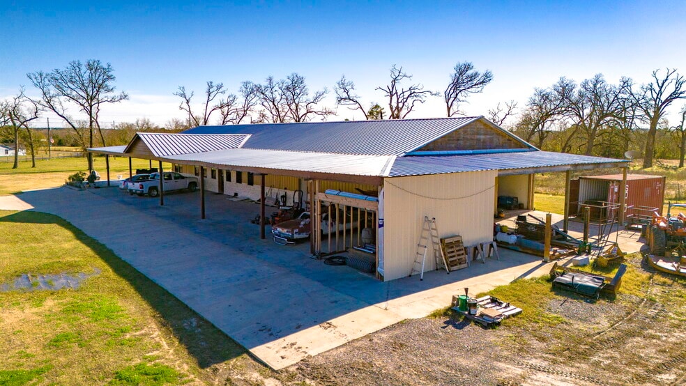 More Photos Of 3070 State Highway 19, Huntsville Specialty For Sale