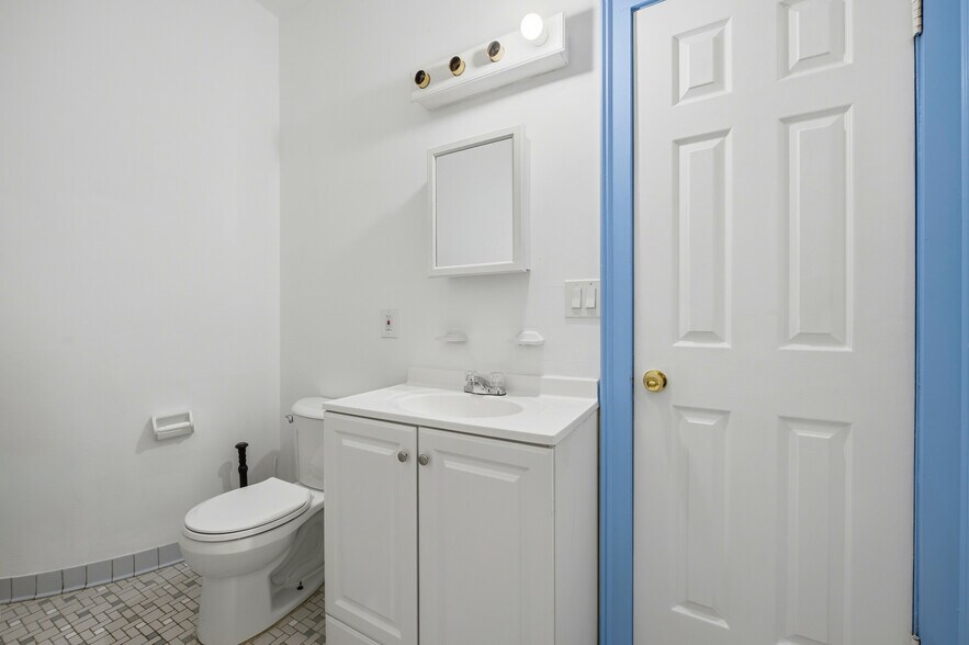 More Photos Of 238 Grand St, Newburgh Apartments For Sale