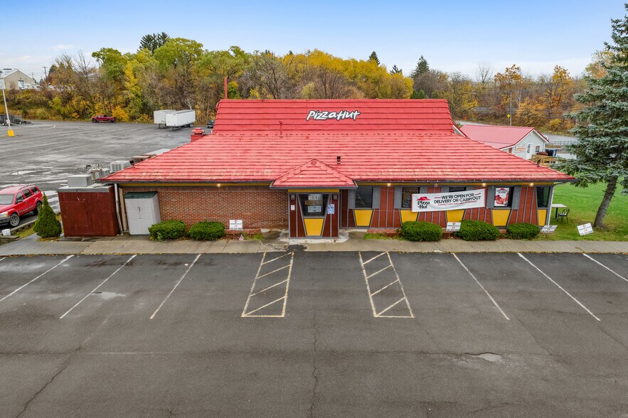 More Photos Of 109 Barnerville Rd, Cobleskill Restaurant For Lease