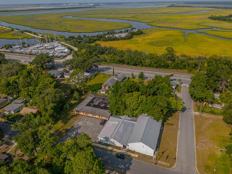 More Photos Of 2625 Reynolds St, Brunswick Flex For Sale