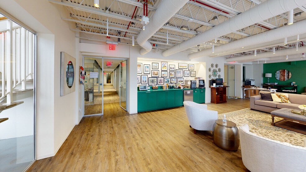 More Photos Of 1521 N Danville St, Arlington Loft Creative Space For Lease