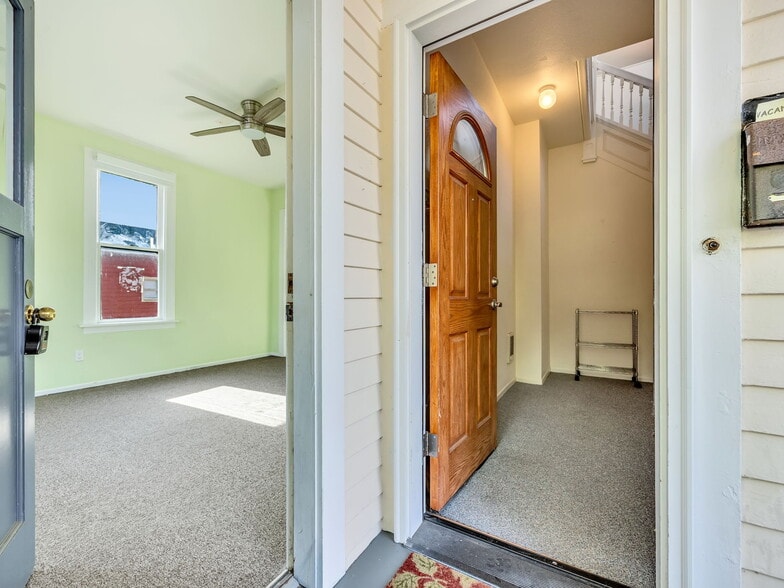 More Photos Of 1178 Franklin Ave, Astoria Office For Sale