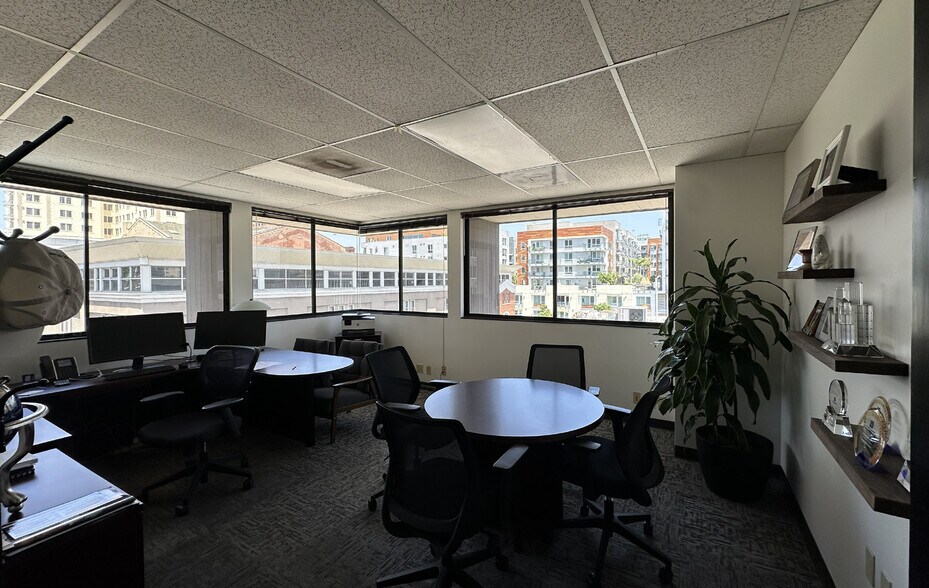 More Photos Of 333 W Broadway, Long Beach Medical For Lease