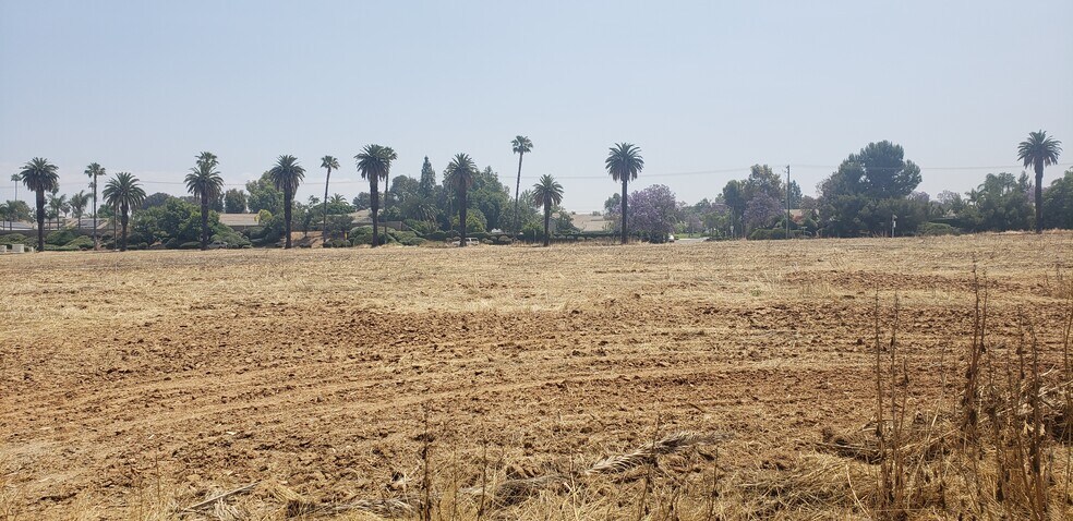 More Photos Of 1246 Washington St, Riverside Land For Lease