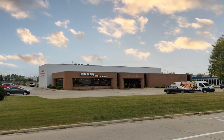 Primary Photo Of 18660 15 Mile Rd, Fraser Warehouse For Lease