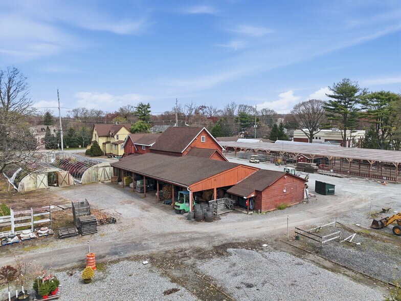 More Photos Of 232 Oradell Ave, Paramus Garden Center For Sale