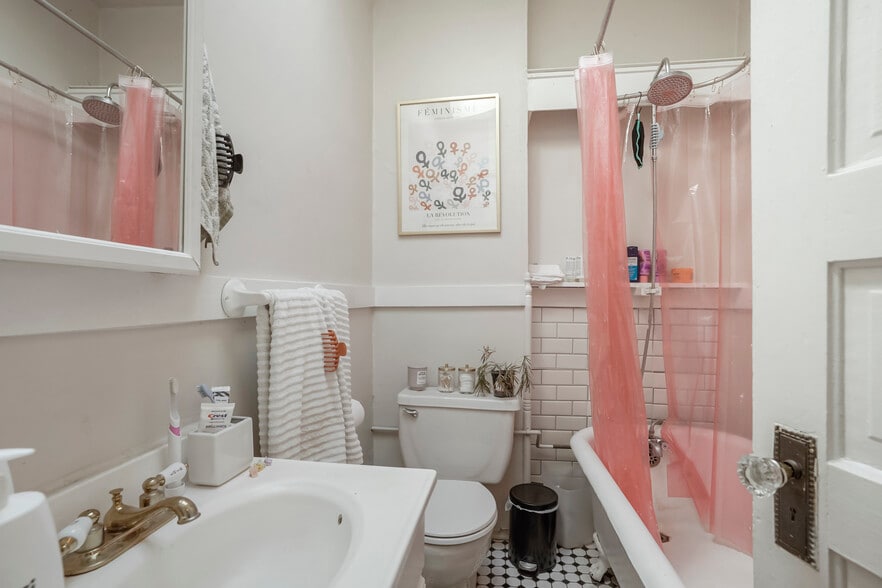 More Photos Of 1355-1365 Vine St, Denver Apartments For Sale