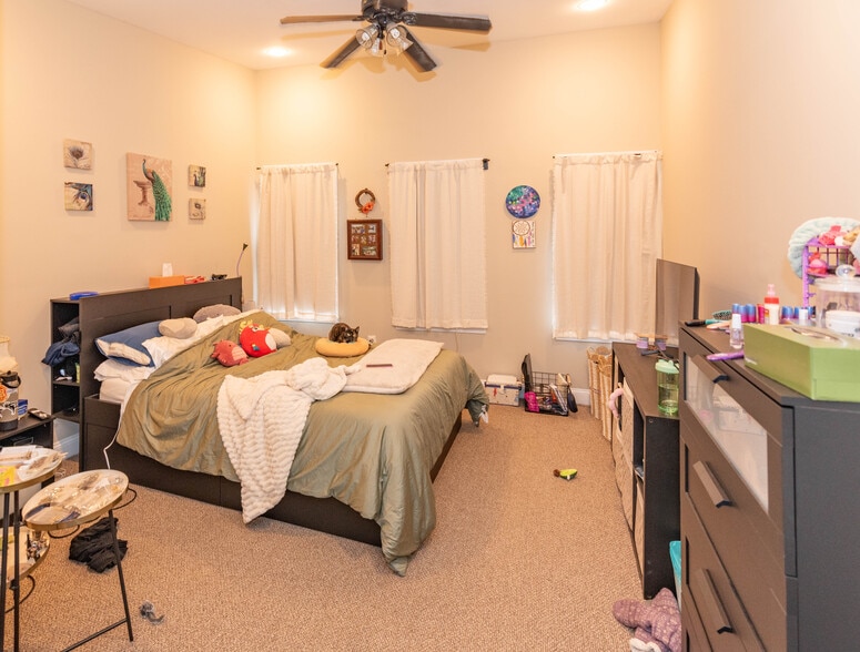 More Photos Of 1538 Light St, Baltimore Storefront Retail Residential For Sale