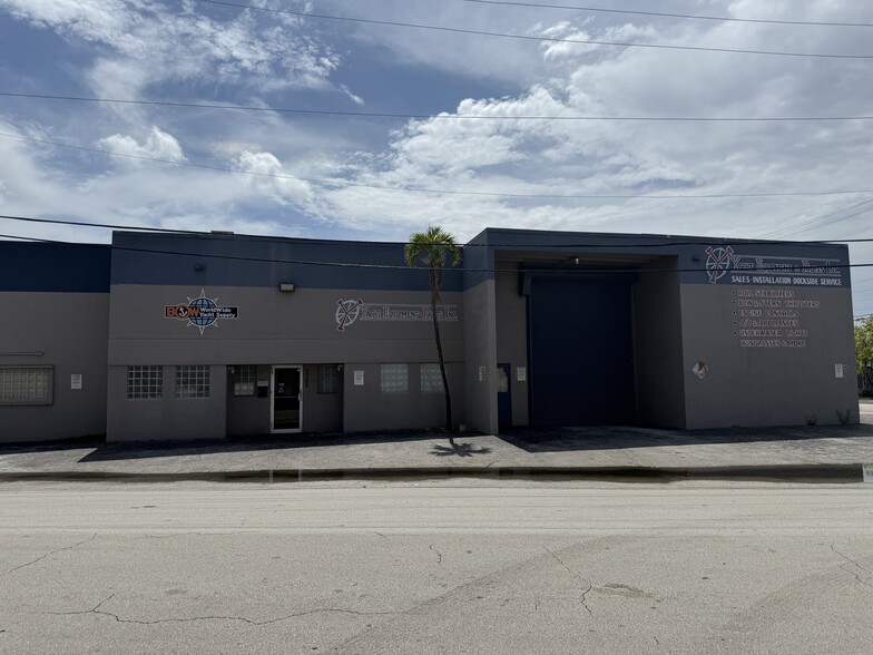 More Photos Of 222 SW 33rd Ct, Fort Lauderdale Warehouse For Sale