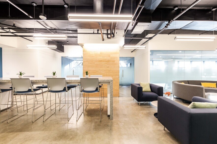 More Photos Of 1900 Campus Commons Dr, Reston Unknown For Lease