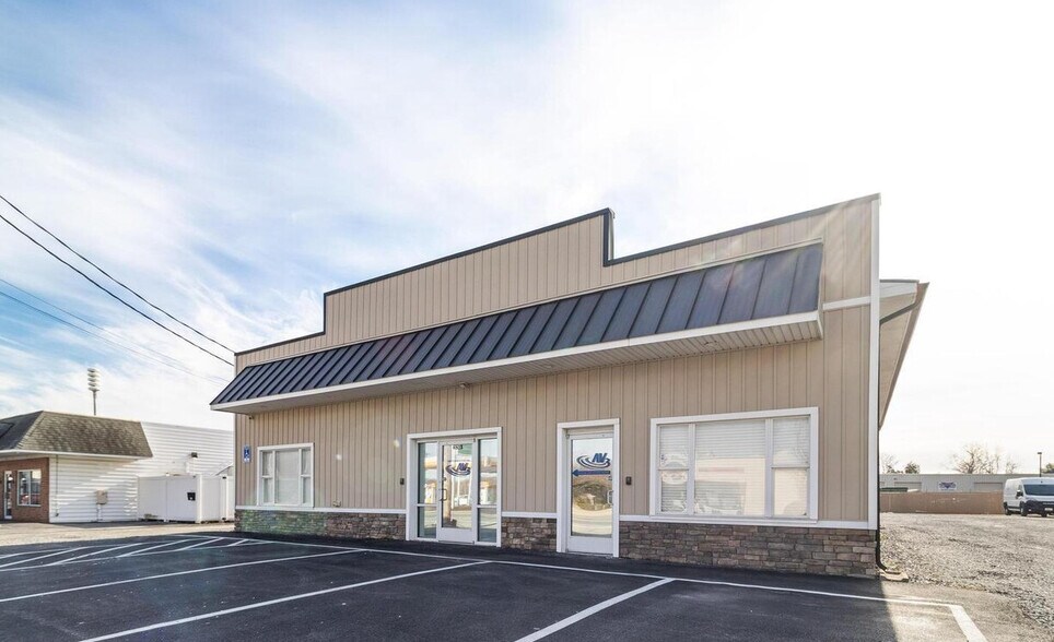 Primary Photo Of 28265 Three Notch Rd, Mechanicsville Freestanding For Lease