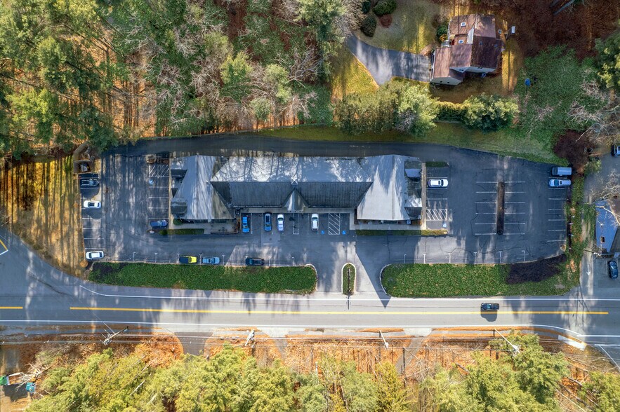 More Photos Of 615 Boston Post Rd, Sudbury Storefront Retail Office For Sale