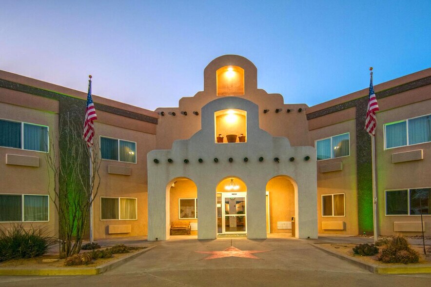 More Photos Of 2401 E Highway 90, Alpine Hotel For Sale
