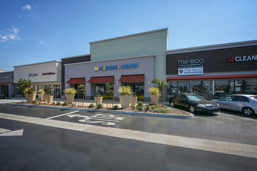 More Photos Of 7088-7162 Edinger Ave, Huntington Beach Unknown For Lease