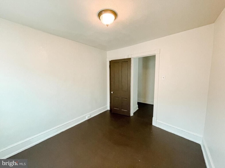 More Photos Of 228-230 Summit Ave, Hagerstown Apartments For Sale