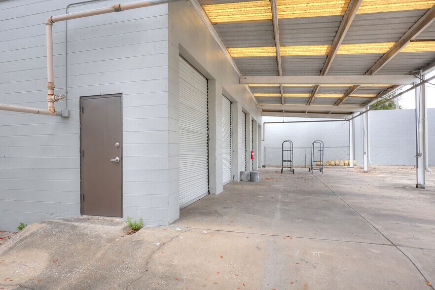 More Photos Of 1803 3rd St Sw, Winter Haven General Retail For Lease